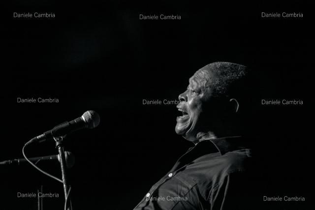 Hugh Masekela (34)